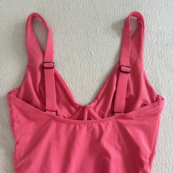 BONDI BORN Nimah Underwire One-Piece Swimsuit, Size Medium, $325 - Picture 11 of 12